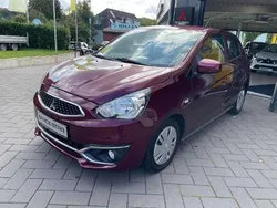 Bordeauxrot Gebraucht 2017 Mitsubishi Space Star Edition Limousine | 8.900 € (Etwas zu teuer)