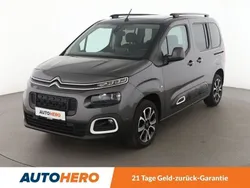 Grau Gebraucht 2020 Citroën Berlingo Shine Van / Kleinbus | 19.340 € (Etwas zu teuer)