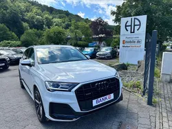 Weiß Gebraucht 2022 Audi Q7 S-Line SUV | 61.995 € (Etwas zu teuer)