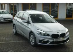 Silber Gebraucht 2015 BMW 220 Active Tourer Van / Kleinbus | 15.880 € (Guter Preis)