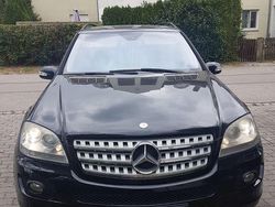 Schwarz Gebraucht 2007 Mercedes ML320 SUV | 8.000 € (Fairer Preis)