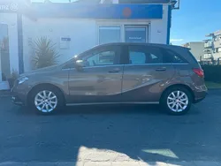 Gold Gebraucht 2014 Mercedes B180 Van / Kleinbus | 13.950 € (Teuer)