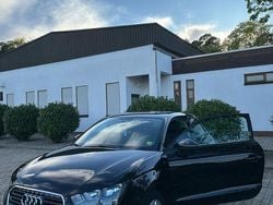 Schwarz Gebraucht 2011 Audi A1 Attraction Kleinwagen | 6.500 € (Fairer Preis)