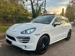 Weiß Gebraucht 2012 Porsche Cayenne Sport SUV | 21.999 € (Etwas zu teuer)