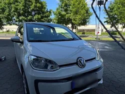 Weiß Gebraucht 2017 VW up! Kleinwagen | 8.999 € (Fairer Preis)