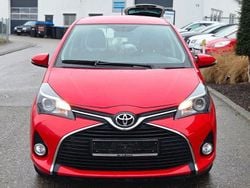Rot Gebraucht 2016 Toyota Yaris Comfort Limousine | 9.999 € (Fairer Preis)