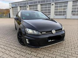 Schwarz Gebraucht 2016 VW Golf VII GTD Kombi | 16.700 € (Fairer Preis)