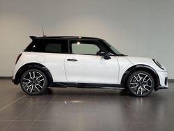 Weiß Gebraucht 2025 Mini John Cooper Works Kleinwagen | 35.990 € (Fairer Preis)
