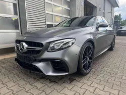 Grau Gebraucht 2017 Mercedes E63 AMG AMG Limousine | 69.900 €