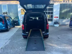 Schwarz Gebraucht 2016 VW Caddy Van / Kleinbus | 25.500 €