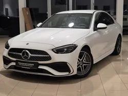 Weiß Gebraucht 2024 Mercedes C220 AMG line Limousine | 40.498 € (Fairer Preis)