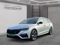 Grau Gebraucht 2021 Skoda Octavia RS Kombi | 30.806 € (Fairer Preis)