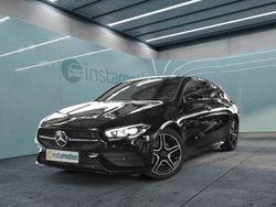 Schwarz Gebraucht 2021 Mercedes CLA200 Shooting Brake AMG Kombi | 42.300 €
