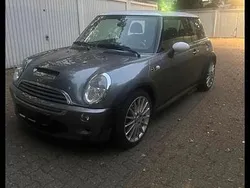 Silber Gebraucht 2003 Mini Cooper S Kleinwagen | 4.100 €
