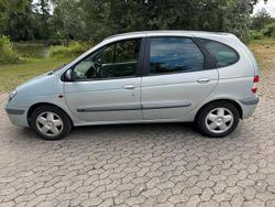 Silber Gebraucht 2003 Renault Scénic Van / Kleinbus | 1.599 € (Fairer Preis)