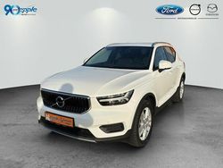 Ice white, solid Gebraucht 2022 Volvo XC40 Momentum SUV | 28.990 € (Etwas zu teuer)