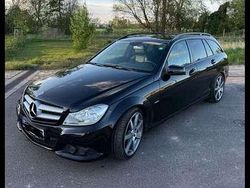 Schwarz Gebraucht 2011 Mercedes C180 Kombi | 4.450 € (Superpreis)