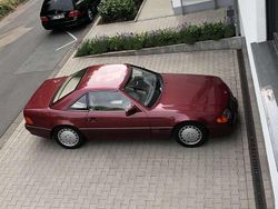 Rot Gebraucht 1988 Mercedes SL300 Cabrio | 25.000 €