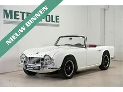 Weiß Gebraucht 1963 Triumph TR4 Cabrio | 39.950 €