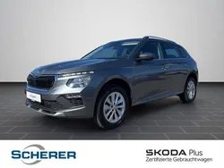 Graphitegrau metallic met. Gebraucht 2024 Skoda Kamiq Selection SUV | 20.700 € (Guter Preis)