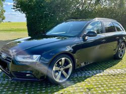 Schwarz Gebraucht 2013 Audi A4 Kombi | 12.999 € (Teuer)