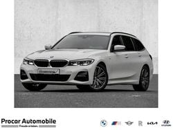 Alpinweiss iii Gebraucht 2022 BMW 320 M Sport Kombi | 28.400 € (Superpreis)