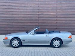 Silber Gebraucht 1991 Mercedes SL300 Cabrio | 17.900 €