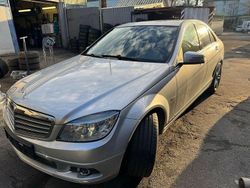 Silber Gebraucht 2009 Mercedes C200 Elegance Limousine | 7.500 € (Fairer Preis)