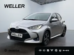 Shimmering silber 214 Neu 2025 Toyota Yaris Hybrid Comfort Kleinwagen | 22.990 € (Guter Preis)