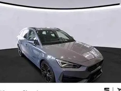 Grau Gebraucht 2023 Cupra Leon Kombi | 23.991 € (Guter Preis)