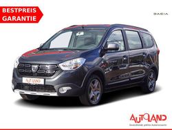 Grau Gebraucht 2021 Dacia Lodgy Stepway Van / Kleinbus | 14.490 € (Fairer Preis)