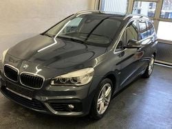 Grau Gebraucht 2017 BMW 220 Gran Tourer Sport Line Van / Kleinbus | 15.490 € (Fairer Preis)