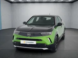 Grün Gebraucht 2021 Opel Mokka-e Elegance SUV | 18.699 € (Etwas zu teuer)