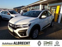 Arktisweiß Gebraucht 2024 Dacia Sandero Expression Kleinwagen | 17.490 € (Guter Preis)