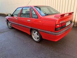 Rot Gebraucht 1991 Renault 21 Limousine | 4.850 €