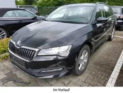 Schwarz Gebraucht 2022 Skoda Superb Kombi | 24.990 € (Guter Preis)