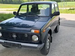 Grün Gebraucht 2015 Lada niva SUV | 5.100 €