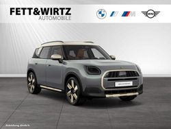 Smokey green Gebraucht 2023 Mini Cooper Countryman SUV | 35.499 € (Teuer)