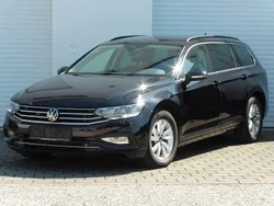 Schwarz Gebraucht 2022 VW Passat Business Kombi | 19.990 € (Guter Preis)