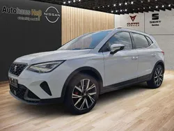 Weiß (metallic) Gebraucht 2024 Seat Arona FR SUV | 25.490 € (Fairer Preis)