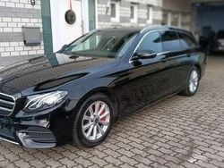 Schwarz Gebraucht 2020 Mercedes E220 Limousine | 28.900 € (Superpreis)