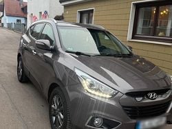 Braun Gebraucht 2014 Hyundai ix35 SUV | 13.500 € (Fairer Preis)