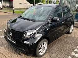 Schwarz Gebraucht 2016 Smart ForFour Passion Limousine | 6.700 € (Fairer Preis)