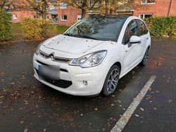 Weiß Gebraucht 2013 Citroën C3 Kleinwagen | 5.500 € (Etwas zu teuer)