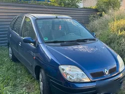 Blau Gebraucht 2002 Renault Scénic Van / Kleinbus | 1.050 € (Fairer Preis)