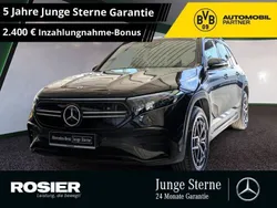Schwarz / kosmosschwarz (metallic) Gebraucht 2023 Mercedes EQB300 AMG SUV | 38.435 € (Etwas zu teuer)