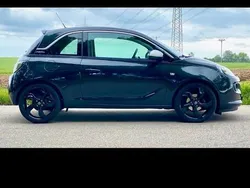 Schwarz Gebraucht 2014 Opel Adam Kleinwagen | 10.900 € (Etwas zu teuer)