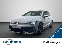 Weiß Gebraucht 2024 VW Golf VIII GTE Limousine | 41.490 € (Superpreis)