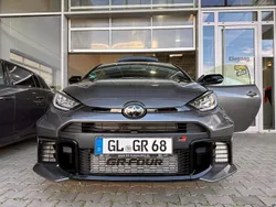 Grau Gebraucht 2024 Toyota Yaris Limousine | 45.000 €