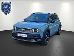 Blau (kumulusblau, black pearlschwarz metall) Gebraucht 2025 Renault 4 E-Tech Komfort SUV | 36.600 €